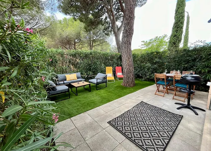 Ipanema Piscine, 4 Couchages アパート